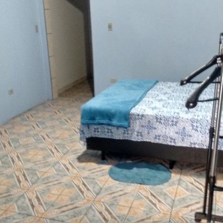 Quarto Familiar, Aeroporto גווארולוס מראה חיצוני תמונה