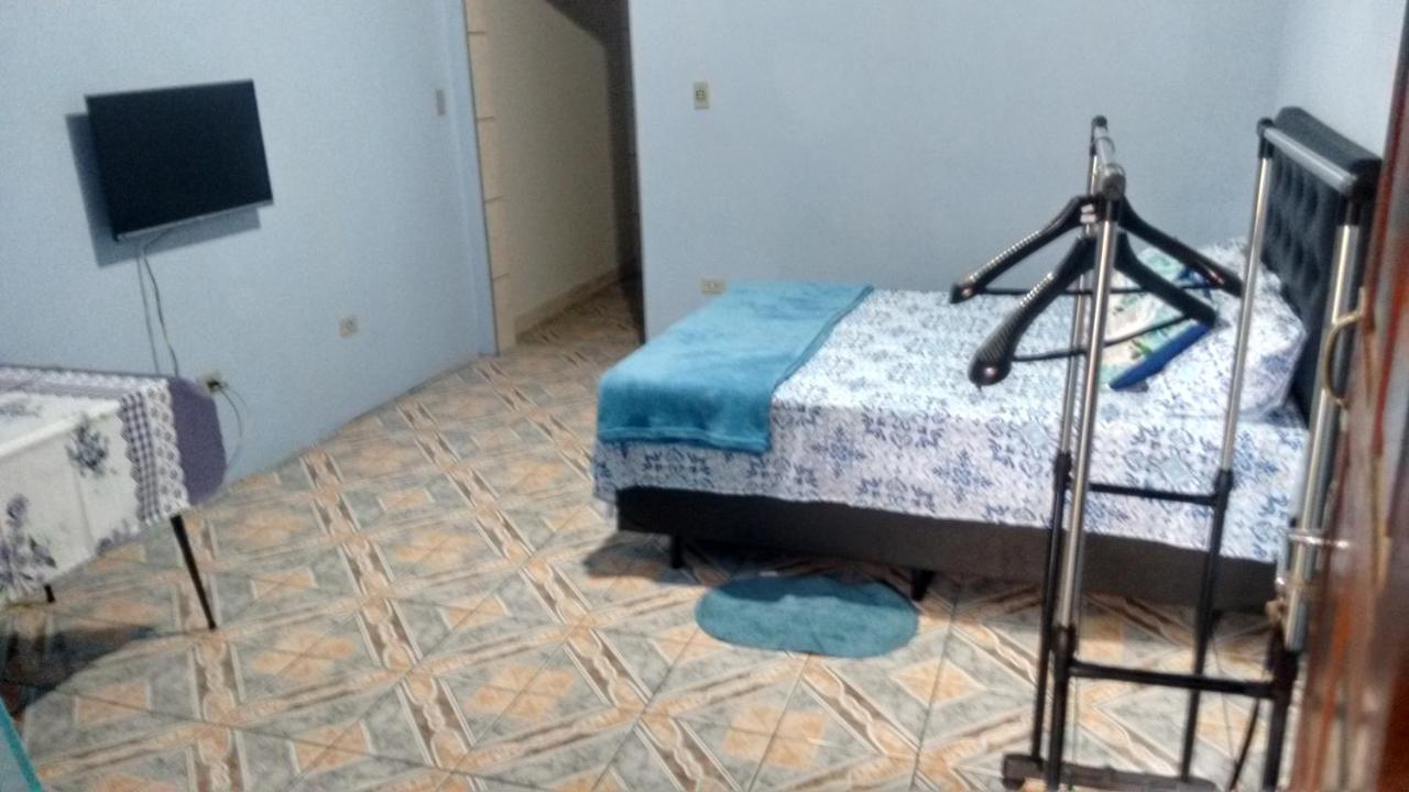 Quarto Familiar, Aeroporto גווארולוס מראה חיצוני תמונה